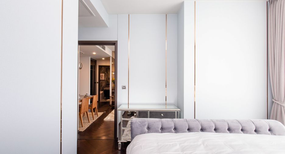 For rent 2 bedrooms condo in Phaya Thai, Bangkok