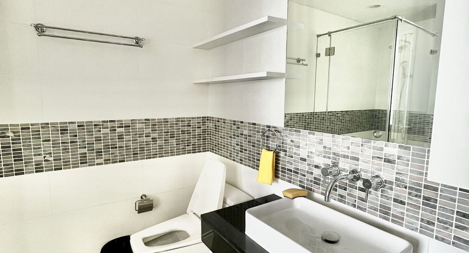 À vendre et à louer 1 chambre condo à Sathon, Bangkok