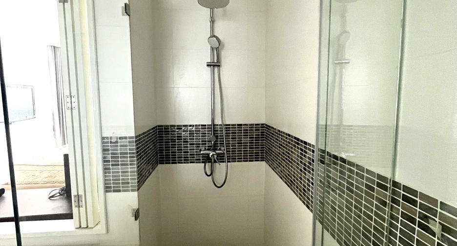 À vendre et à louer 1 chambre condo à Sathon, Bangkok