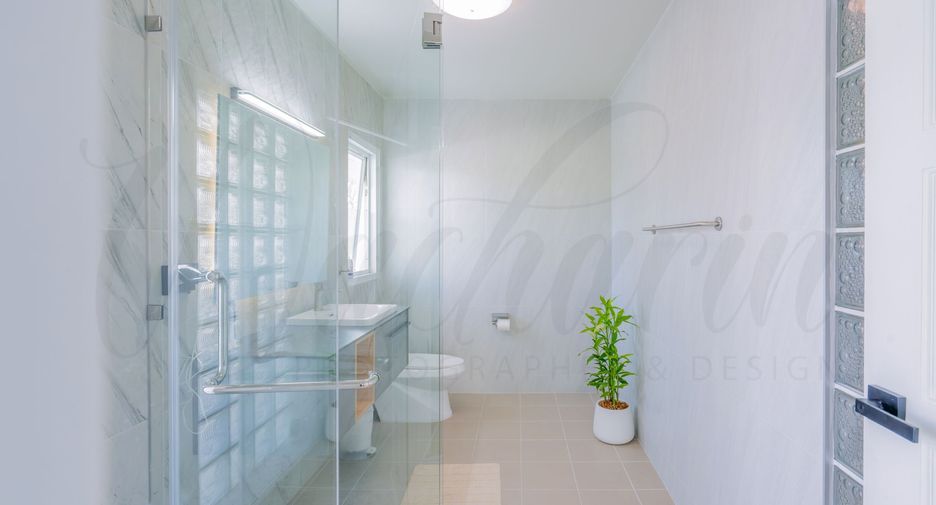 For sale 3 bedrooms house in Mueang Phuket, Phuket