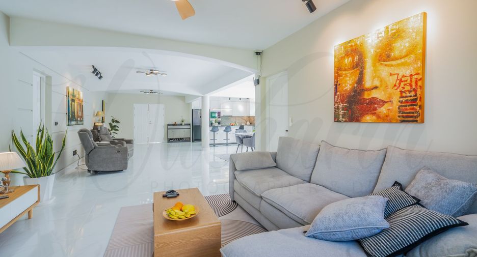 For sale 3 bedrooms house in Mueang Phuket, Phuket