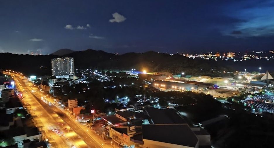 出售 1 卧室 公寓 在 Si Racha, Chon Buri
