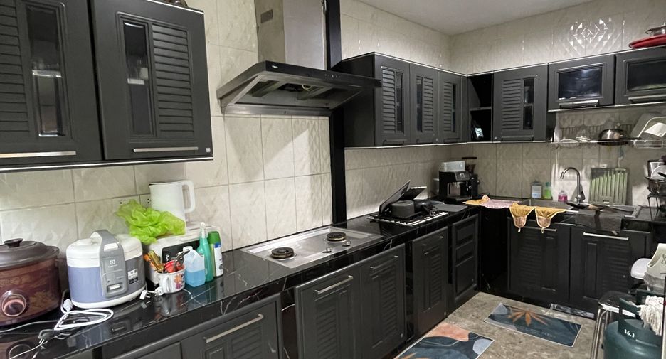 For sale and for rent 3 bedrooms house in Mueang Phuket, Phuket
