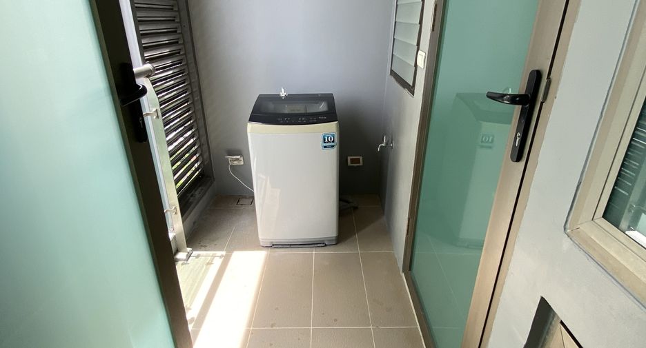 Wohnung zur Miete mit 2 Zimmer in Watthana, Bangkok