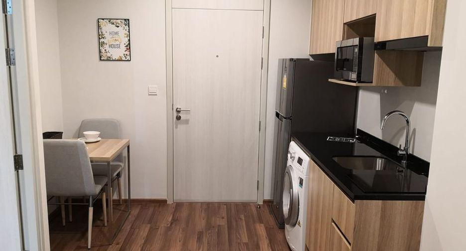 Condo en alquiler de 1 habitaciones en Huai Khwang, Bangkok