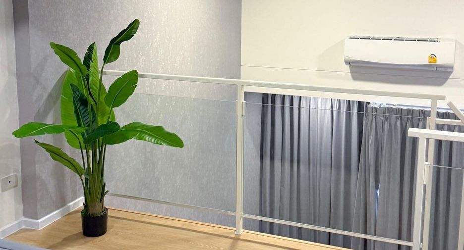 Wohnung zur Miete mit 1 Zimmer in Huai Khwang, Bangkok