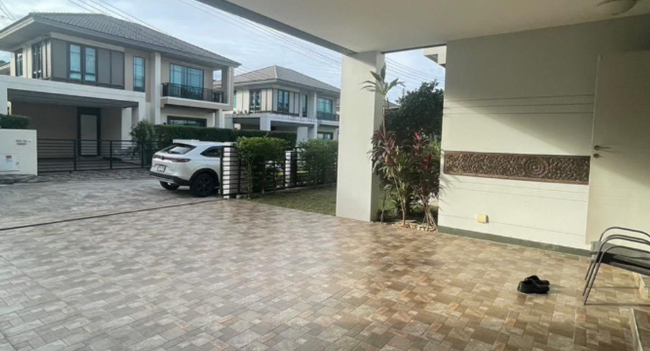 For rent 3 bedrooms house in Mueang Phuket, Phuket