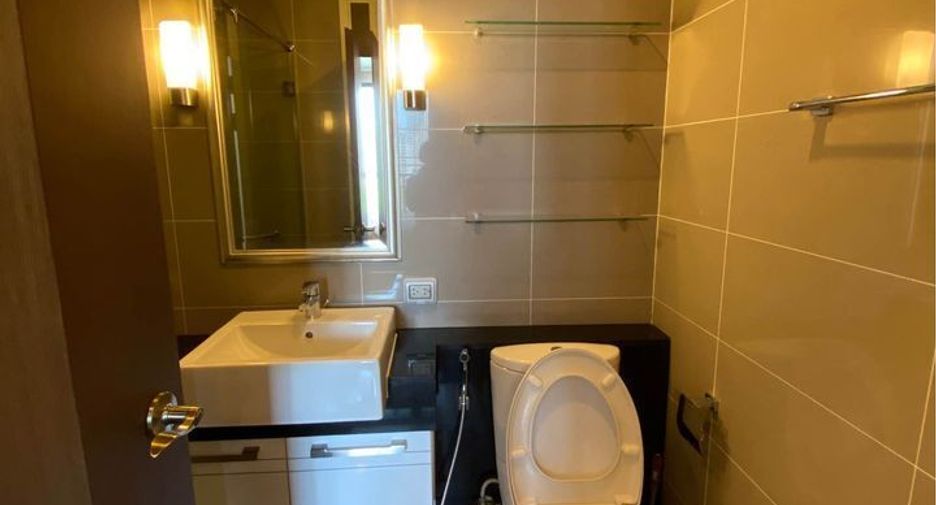 Wohnung zur Miete mit 1 Zimmer in Sathon, Bangkok