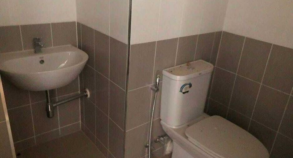 For sale 2 bedrooms condo in Sathon, Bangkok