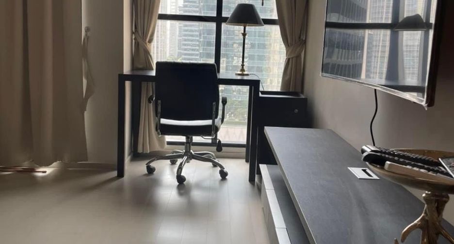 For rent 1 bed condo in Pathum Wan, Bangkok
