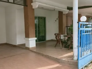 For sale 3 bedrooms townhouse in Khlong Sam Wa, Bangkok