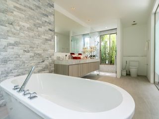 For sale 5 bedrooms villa in Thalang, Phuket