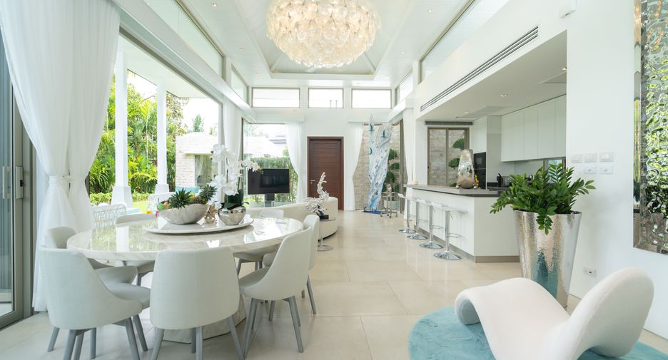 Villa zum Kauf mit 5 Zimmer in Thalang, Phuket