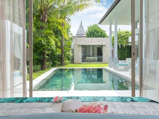 For sale 5 bedrooms villa in Thalang, Phuket