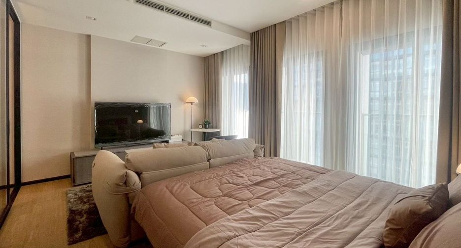 For sale 1 bed condo in Pathum Wan, Bangkok