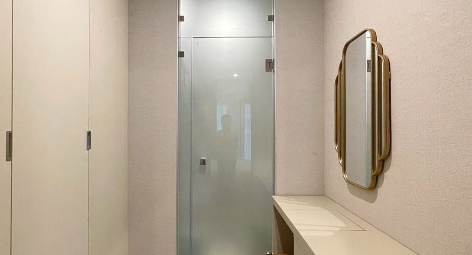For sale 1 bed condo in Pathum Wan, Bangkok