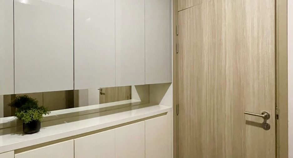 For sale 1 bed condo in Pathum Wan, Bangkok