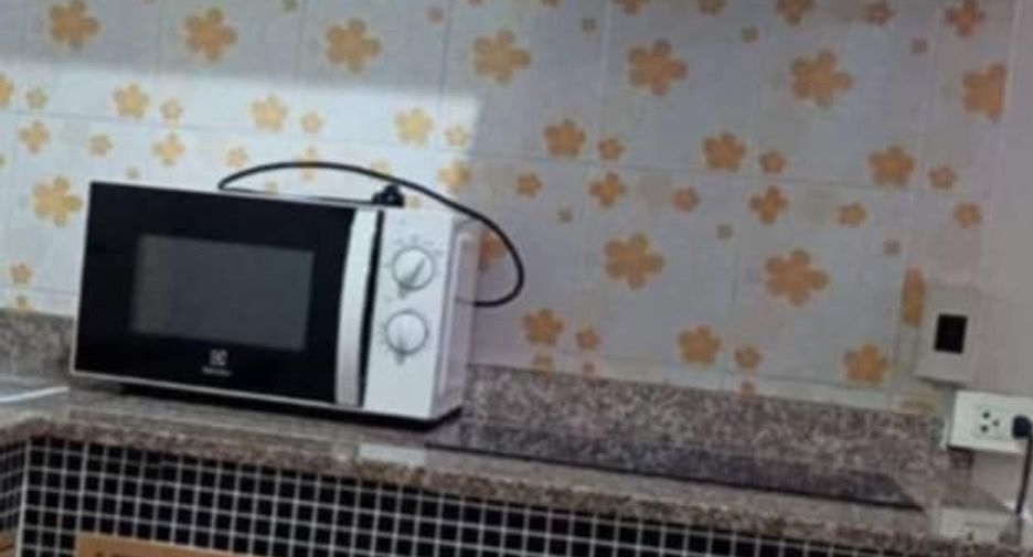 For sale 1 bed condo in Lat Krabang, Bangkok