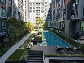 For sale 1 bed condo in Si Racha, Chonburi