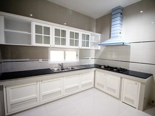 À louer 4 chambres maison à Bang Phli, Samut Prakan