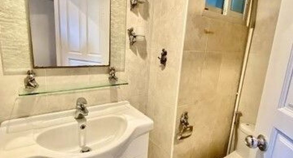 Продажа и аренда 3 спальни кондо в Ян Наща, Бангкок