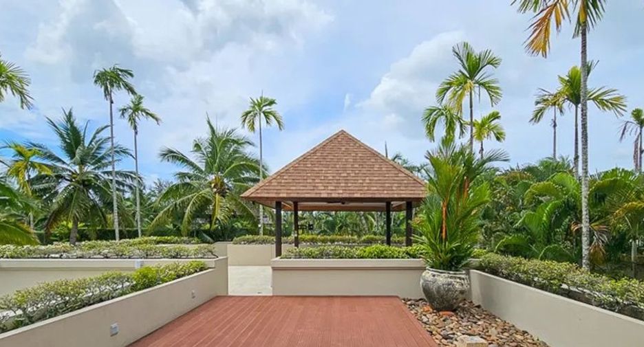 For sale 3 bedrooms villa in Thalang, Phuket