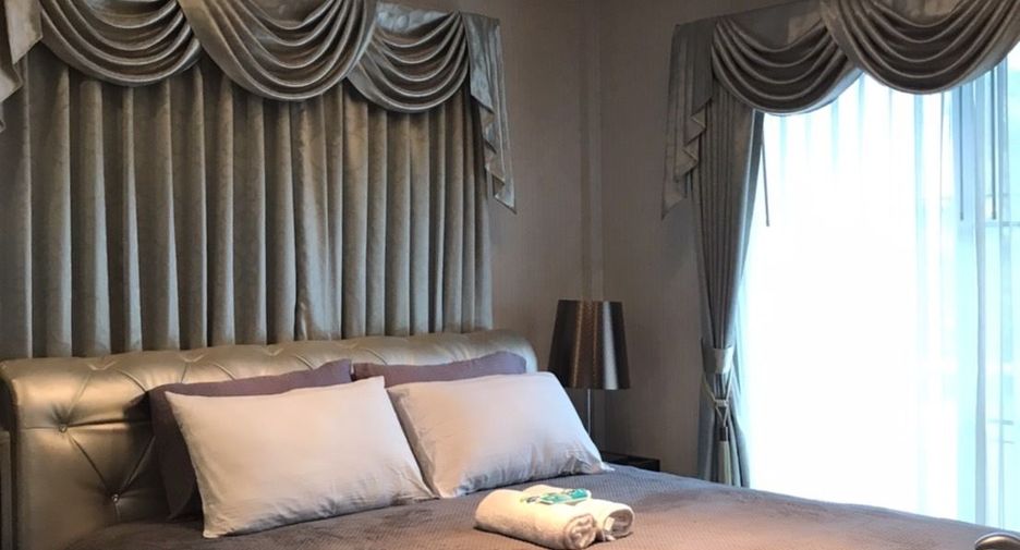 For sale 4 bedrooms house in Bang Khen, Bangkok