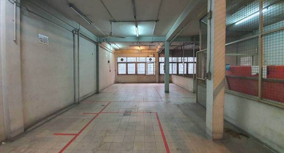 For rent retail Space in Bang Kapi, Bangkok