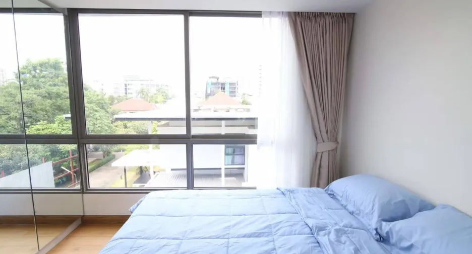 For rent 3 bedrooms condo in Watthana, Bangkok