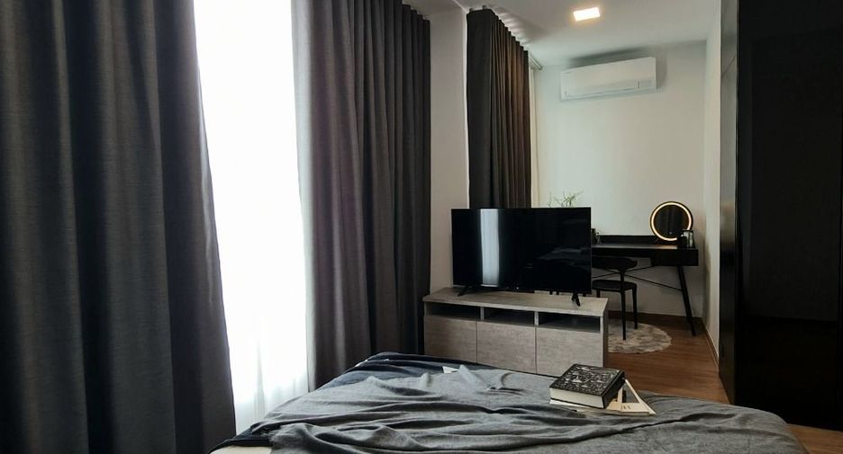 Casa adosada en alquiler de 3 habitaciones en Bang Phli, Samut Prakan