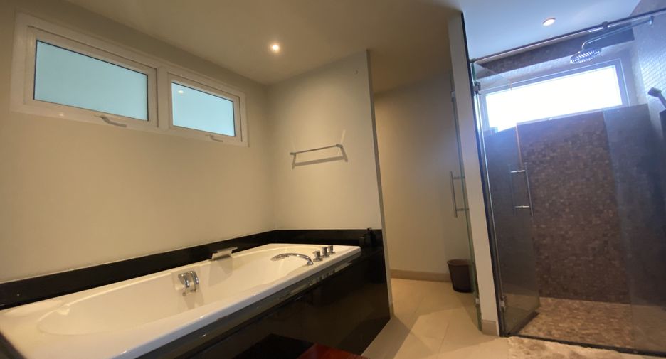 For rent 1 bed condo in Mueang Phuket, Phuket