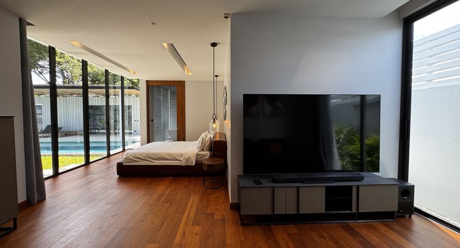 For sale and for rent 5 bedrooms villa in Thalang, Phuket
