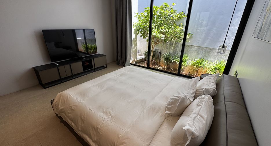 For sale and for rent 5 bedrooms villa in Thalang, Phuket