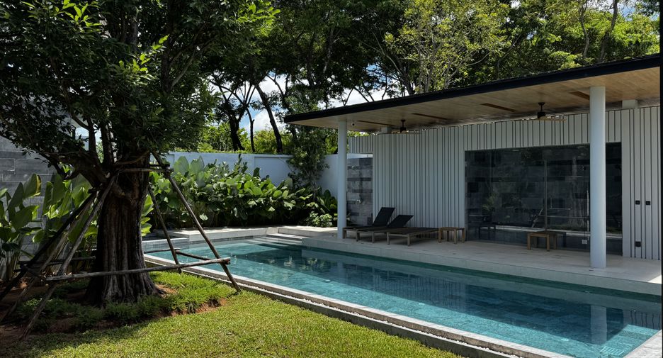 For sale and for rent 5 bedrooms villa in Thalang, Phuket