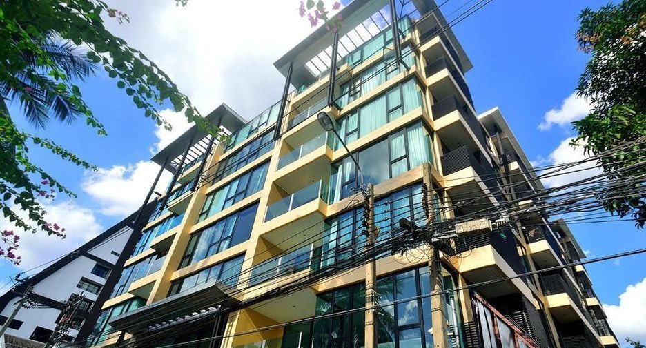 For sale 1 bed condo in Pathum Wan, Bangkok