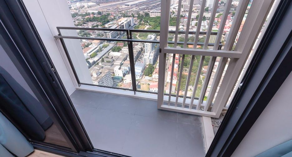 Wohnung zur Miete mit 2 Zimmer in Phaya Thai, Bangkok