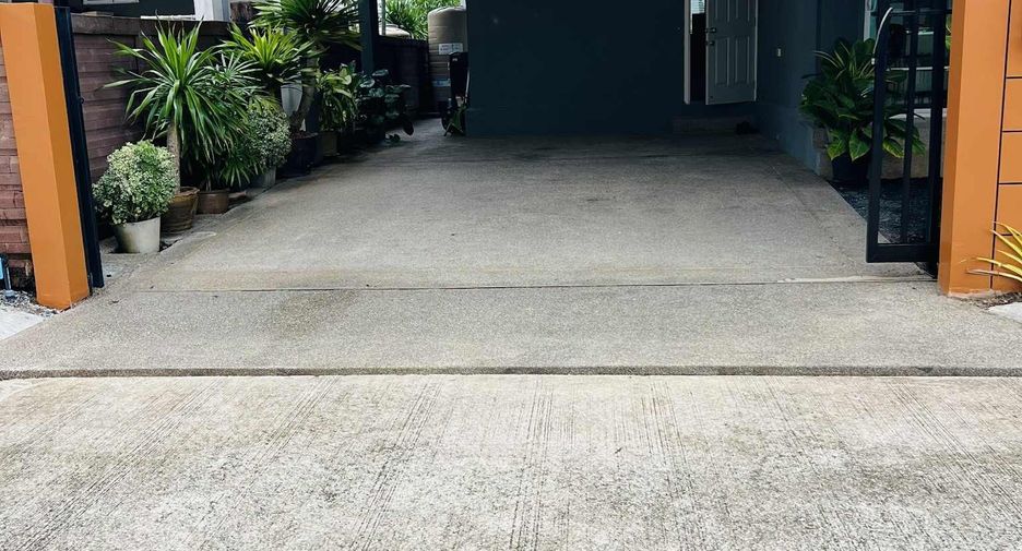 For rent 3 bedrooms house in Mueang Phuket, Phuket
