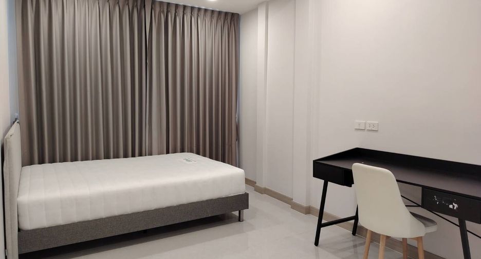 Reihenhaus zum Kauf und zur Miete mit 3 Zimmer in Watthana, Bangkok