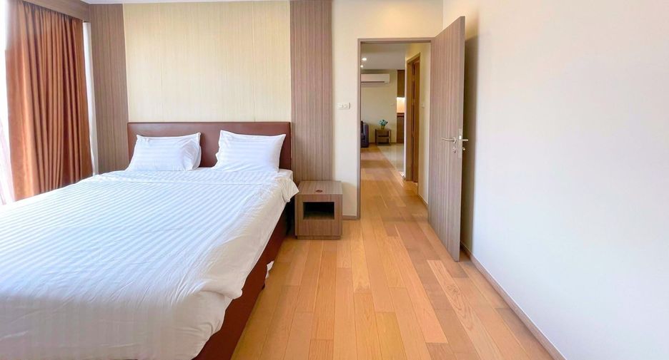 À louer 2 chambres condo à Watthana, Bangkok