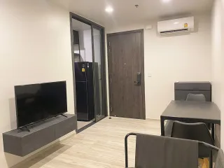 Wohnung zur Miete mit 1 Zimmer in Huai Khwang, Bangkok