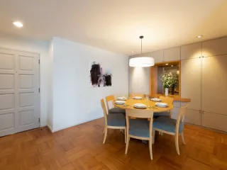 For rent 2 bedrooms condo in Yan Nawa, Bangkok