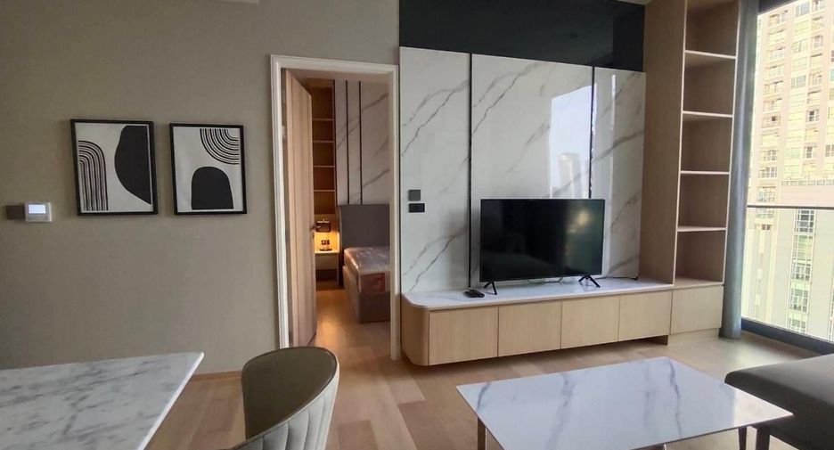 For rent 1 bed condo in Sathon, Bangkok