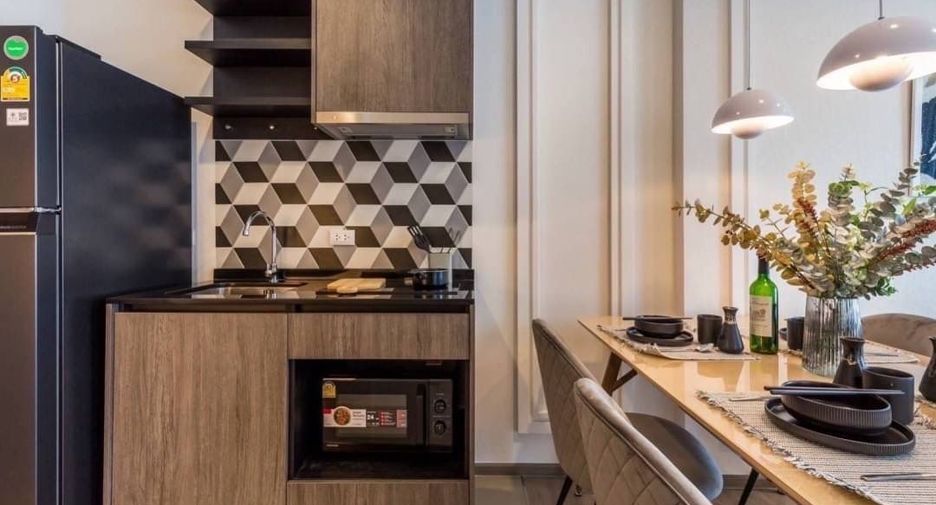 For rent 1 bed condo in Watthana, Bangkok