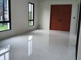 Продажа и аренда 5 спальни дом в Пхра Кханонг, Бангкок