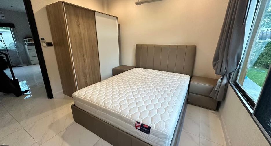 Casa en alquiler de 4 habitaciones en Lat Krabang, Bangkok