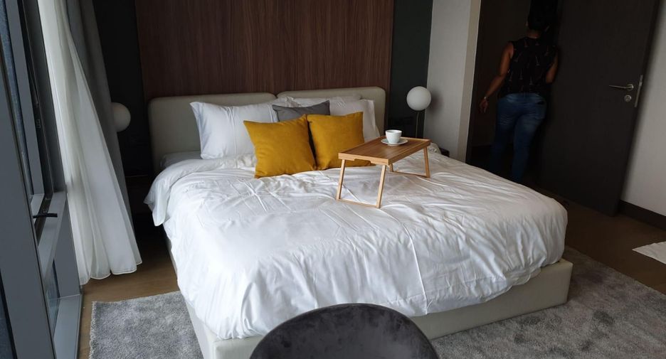 À vendre 2 chambres condo à Khlong Toei, Bangkok