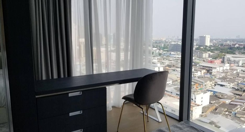 À vendre 2 chambres condo à Khlong Toei, Bangkok
