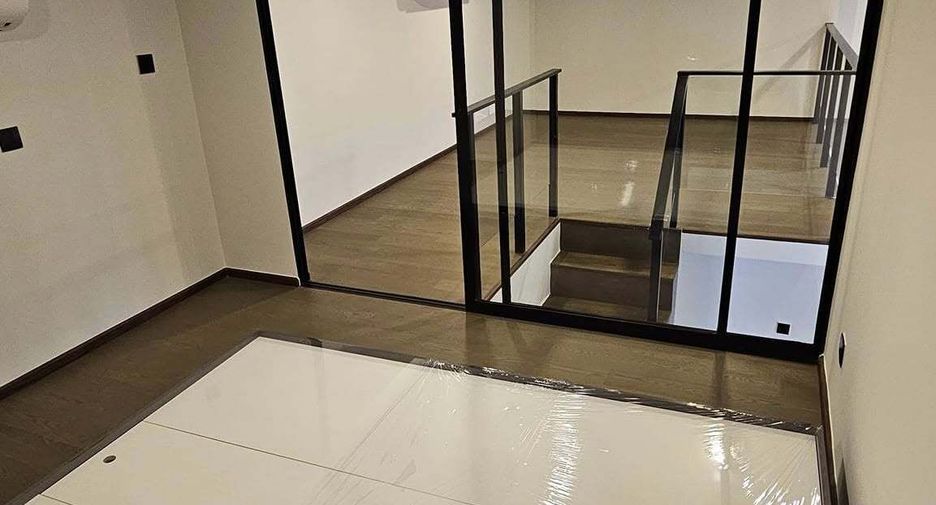 For sale and for rent 2 bedrooms condo in Bang Rak, Bangkok