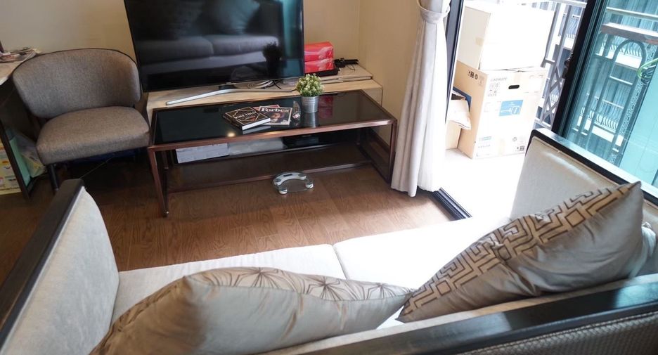 For sale 1 bed condo in Pathum Wan, Bangkok
