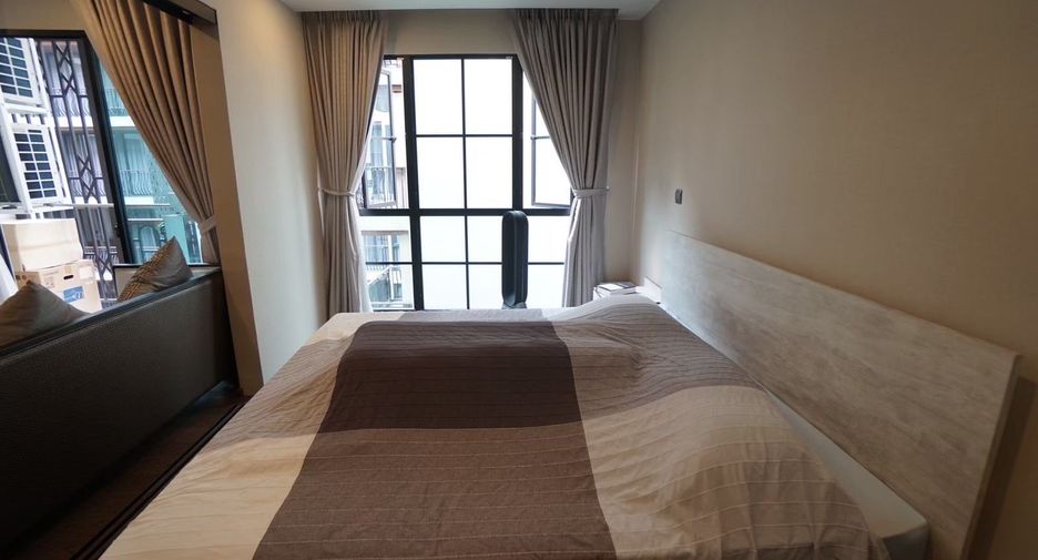 For sale 1 bed condo in Pathum Wan, Bangkok